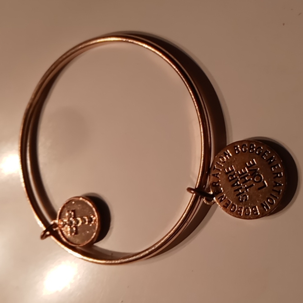 Rose gold wash bangle
